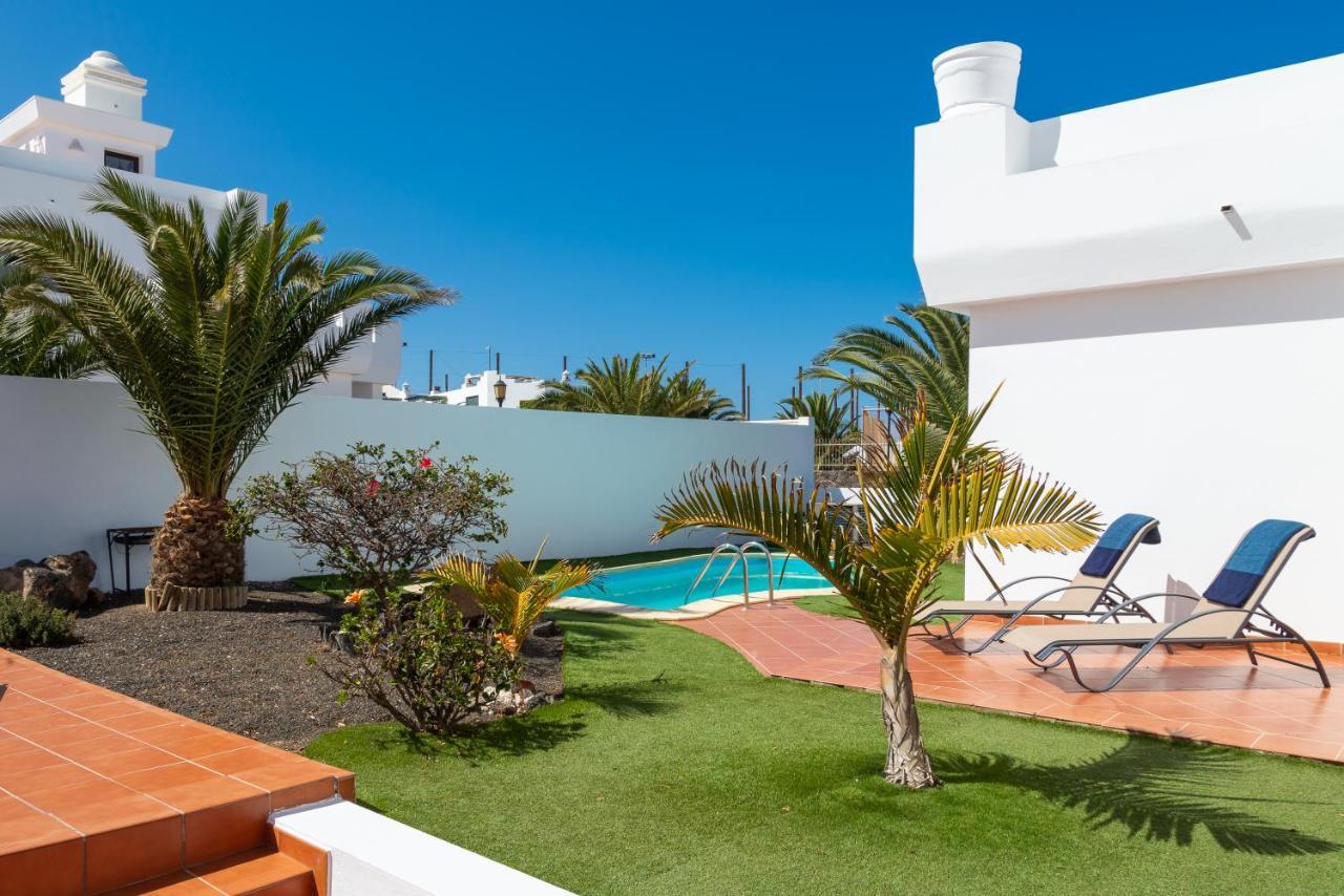 Casa Blanca Villa Corralejo Exterior photo